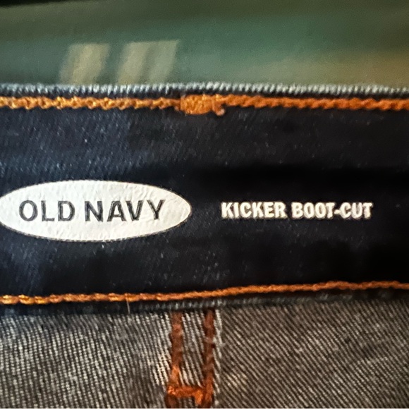 Old Navy Kicker Boot-Cut Jeans - Picture 4 of 4